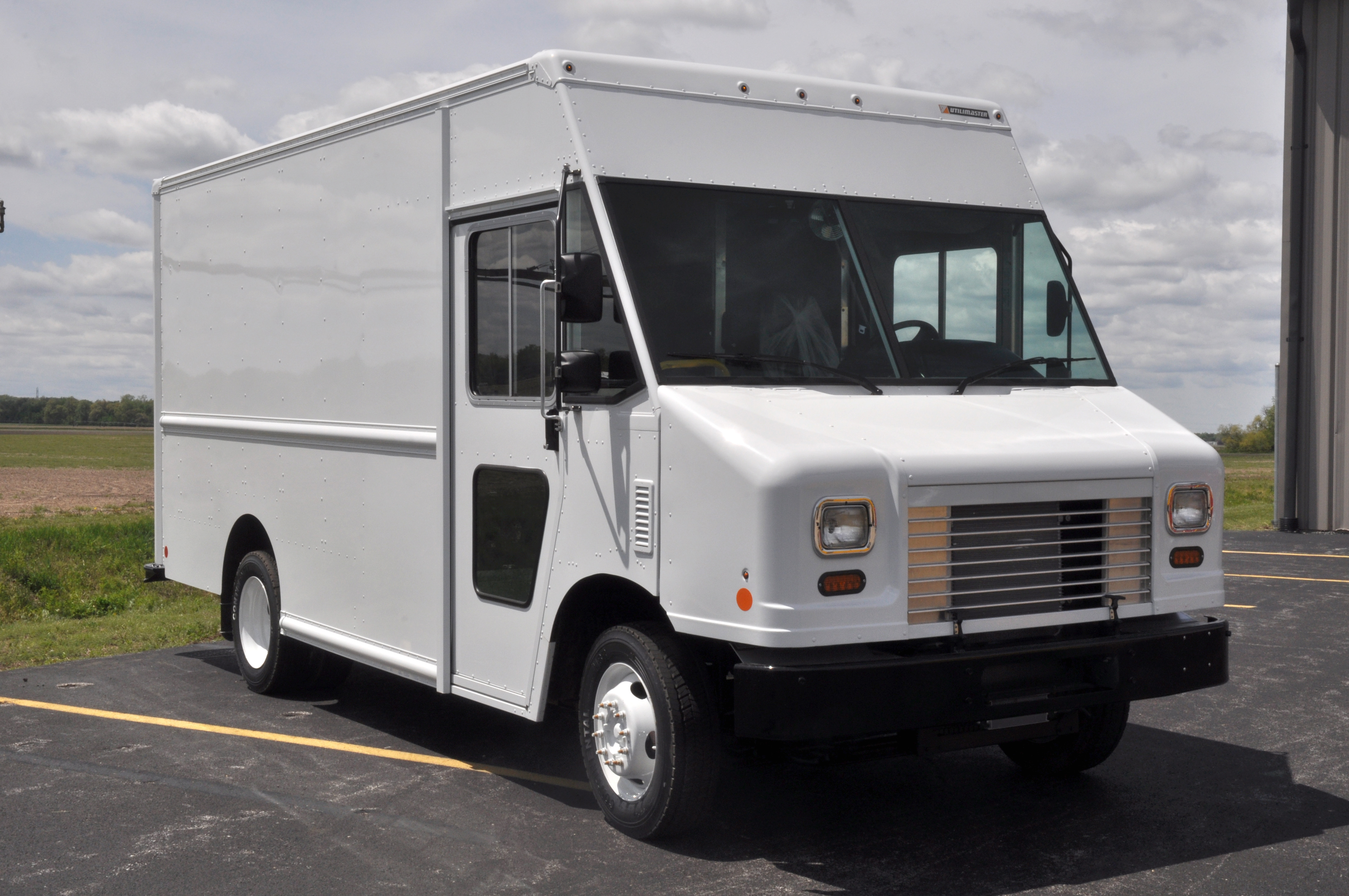 New Delivery Trucks for Sale 