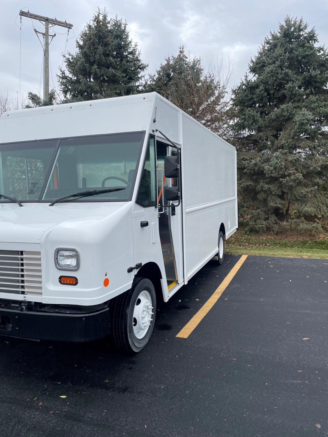 Ford F59 Utilimaster P-1000 - Available Now!