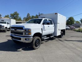2021 Chevy 5500 Diesel 11' Chip Truck